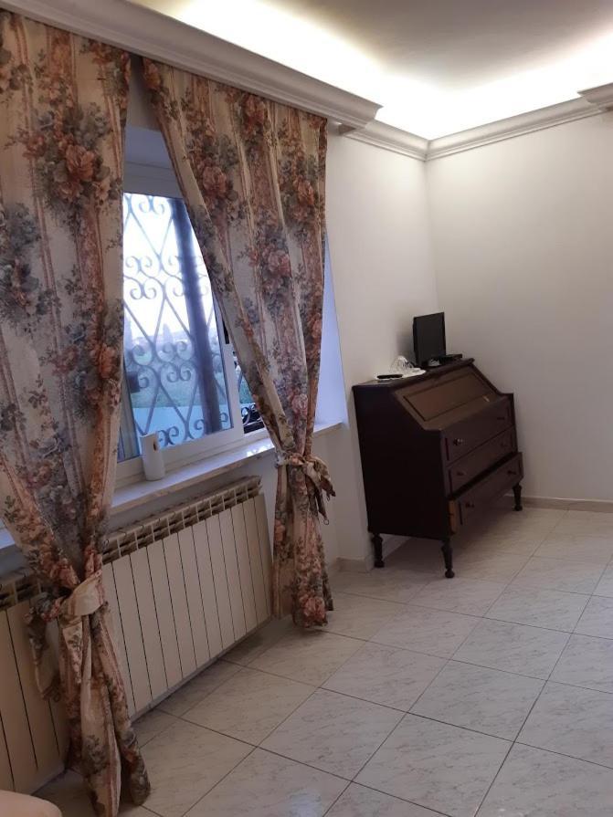 La Casa Tra Gli Ulivi Di Fonte Nuova 2 Villa Mentana ภายนอก รูปภาพ